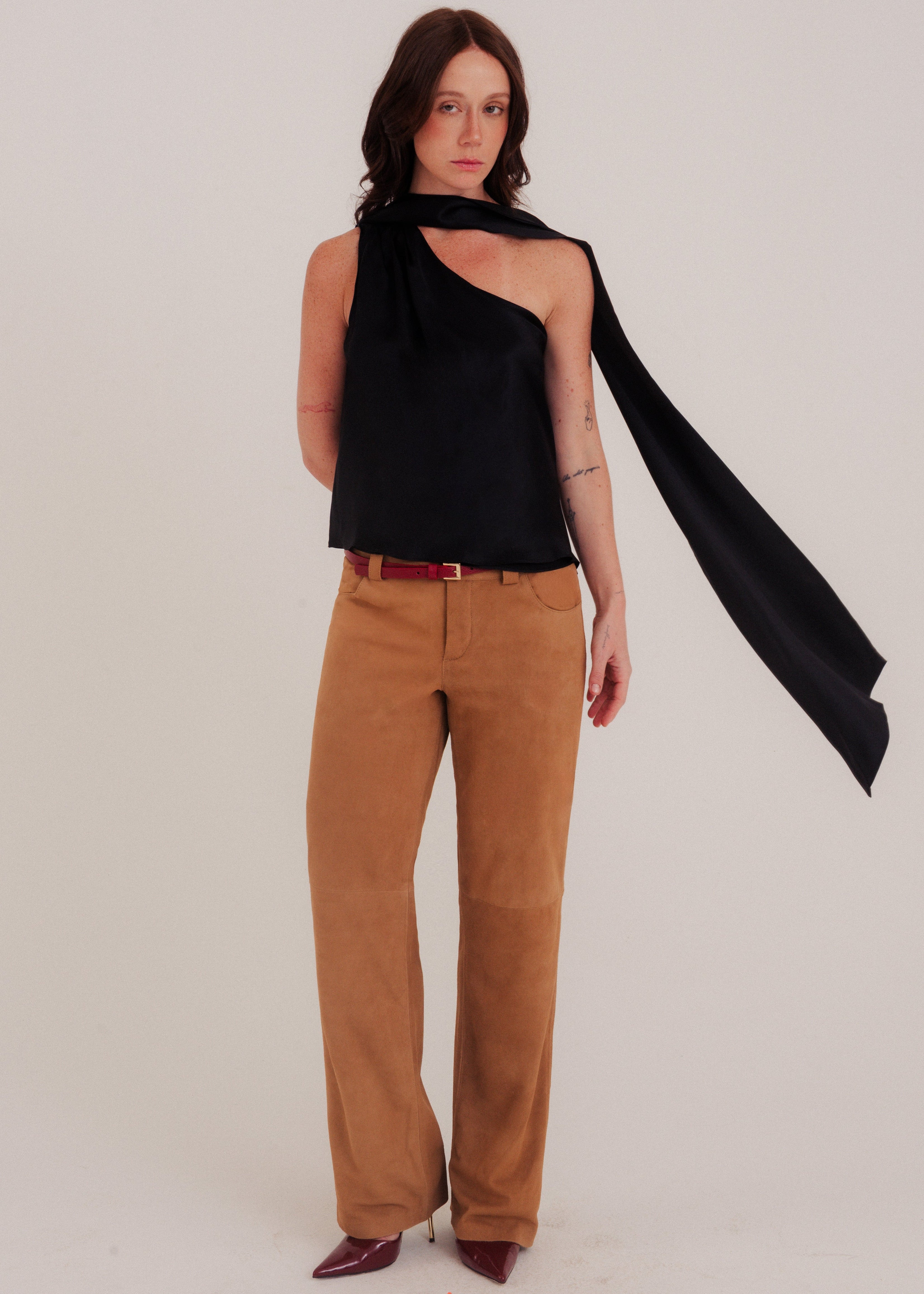 LYLA tie top