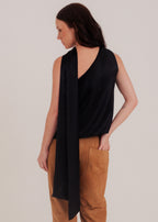 LYLA tie top