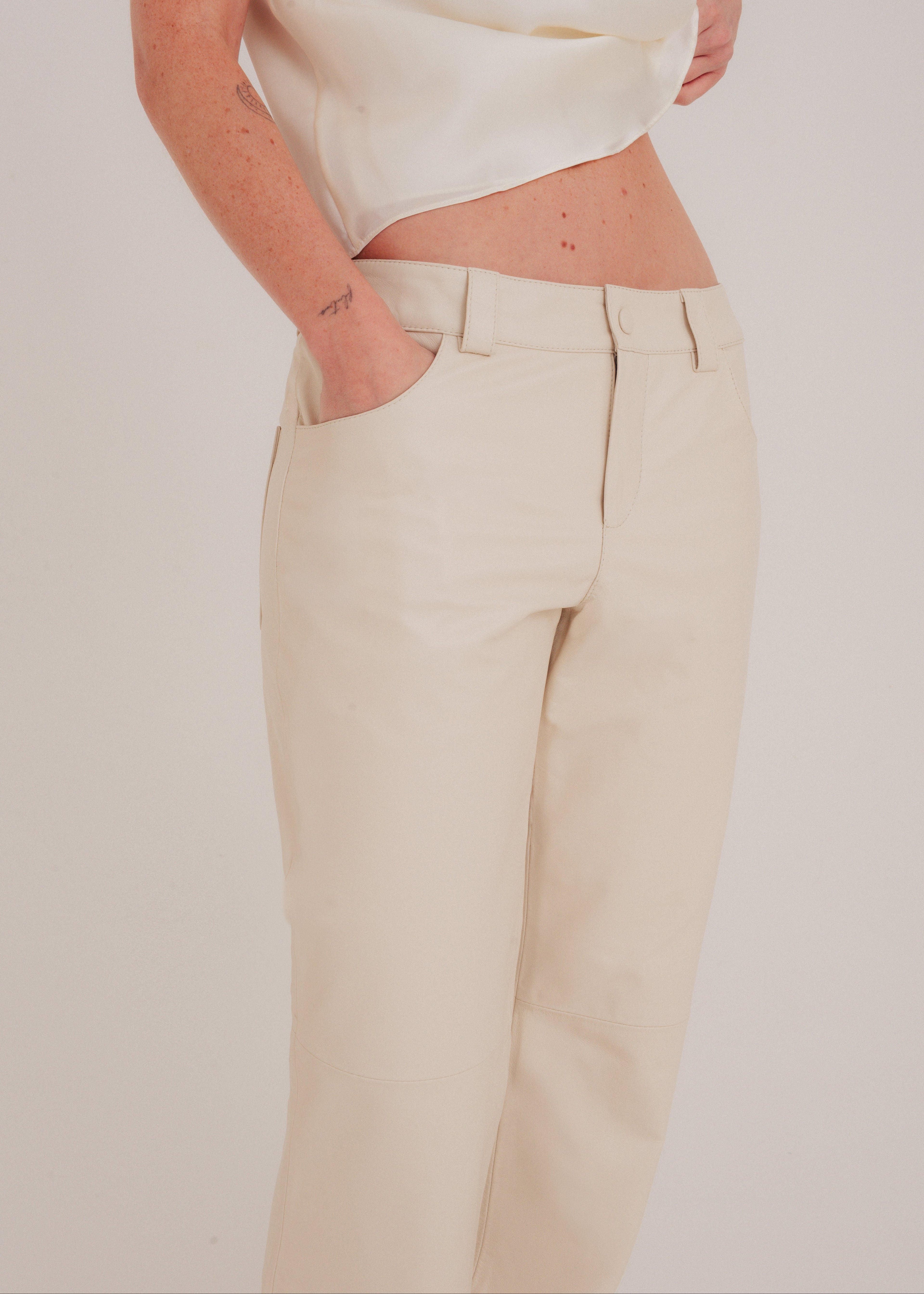NADI boyish pants