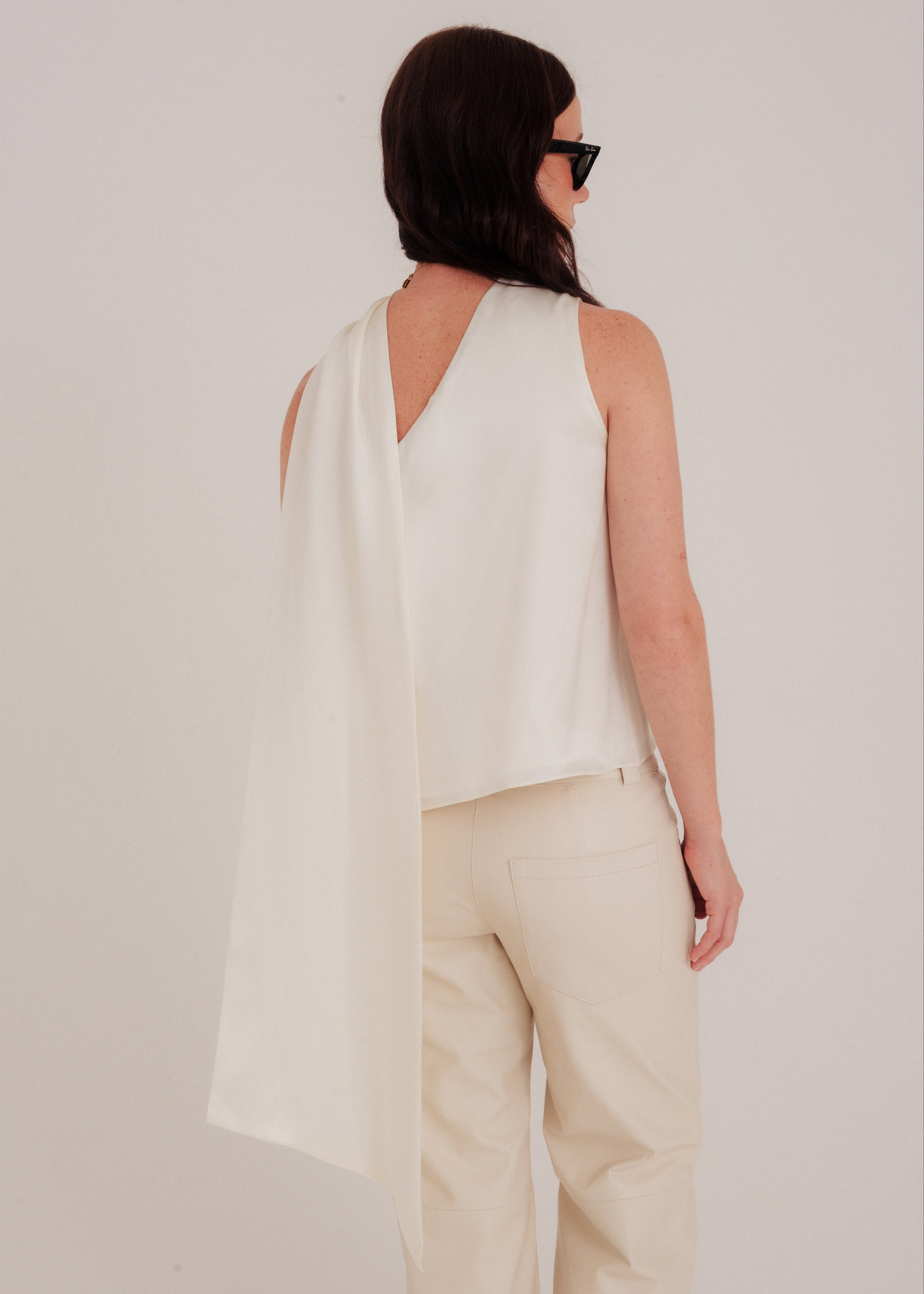 LYLA tie top